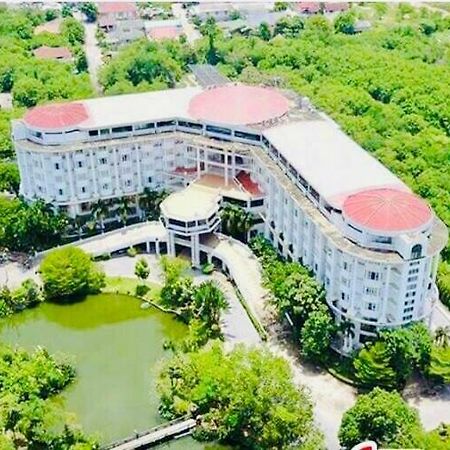 Hermitage Hotel Korat-Sha Nakhonratchasima Exterior photo