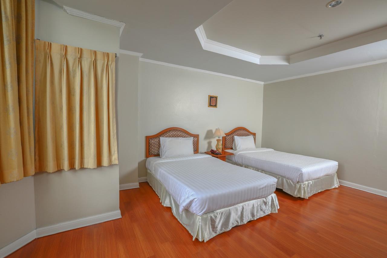 Hermitage Hotel Korat-Sha Nakhonratchasima Exterior photo