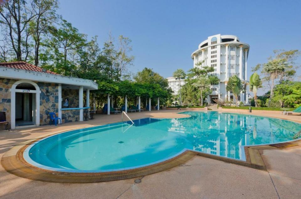 Hermitage Hotel Korat-Sha Nakhonratchasima Exterior photo